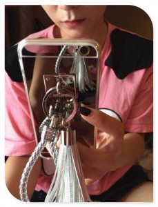 iPhone6sケースフリンジ