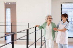 Senior women's well-being in nursing homes / home care