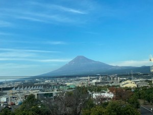 富士山の雪はどこ【佐藤直子のテニスがすべて】